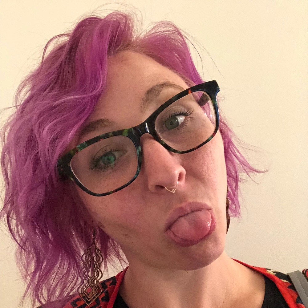 Meet your Posher, Alexandra